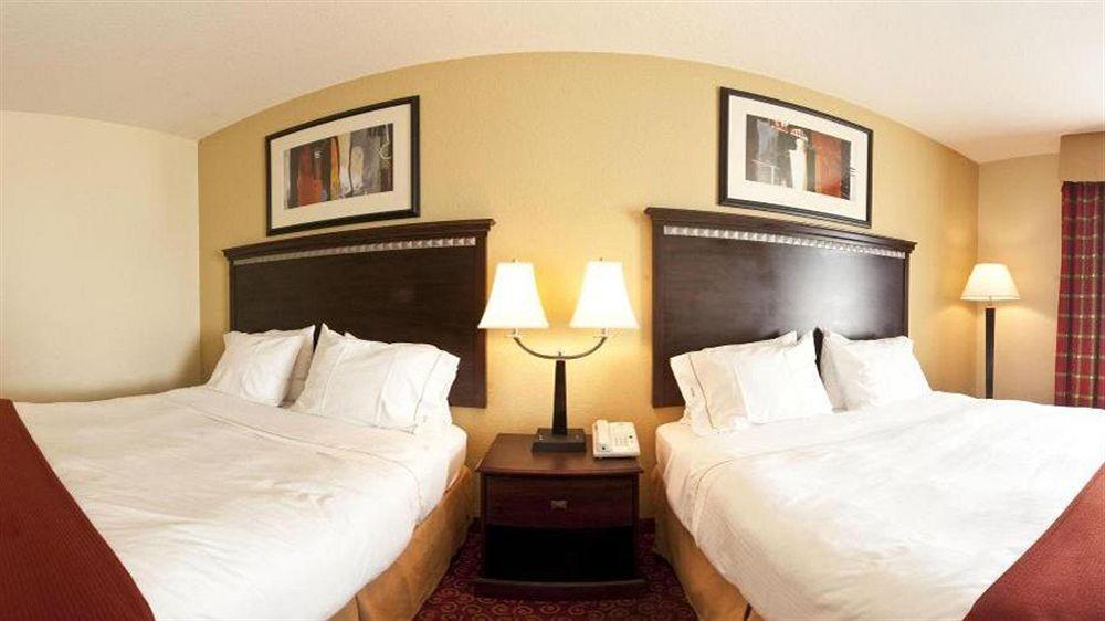 Holiday Inn Express Hotel & Suites Clewiston, An Ihg Hotel Extérieur photo