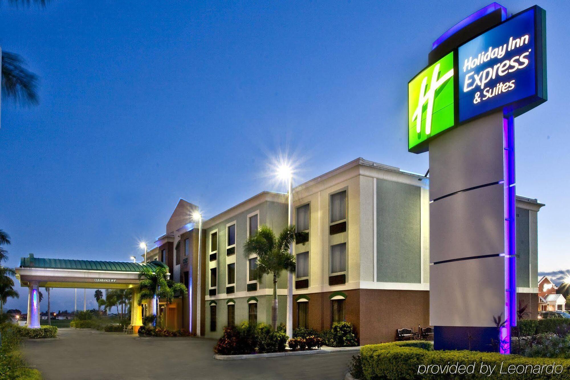 Holiday Inn Express Hotel & Suites Clewiston, An Ihg Hotel Extérieur photo